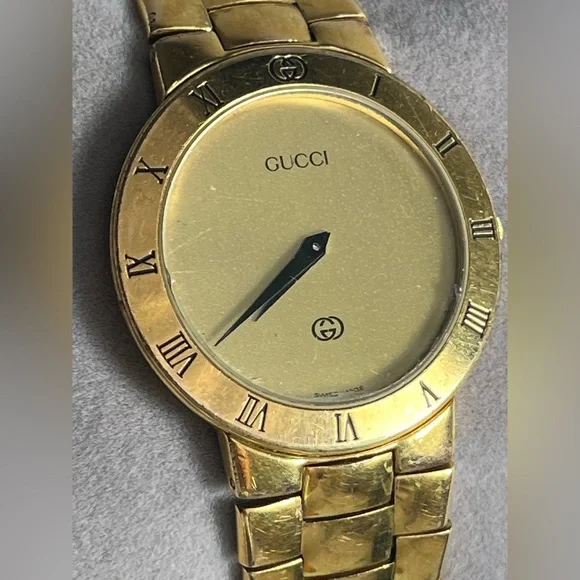 Classic GUCCI 3300 M 18K Gold Plated champagne dial; Men’s watch.